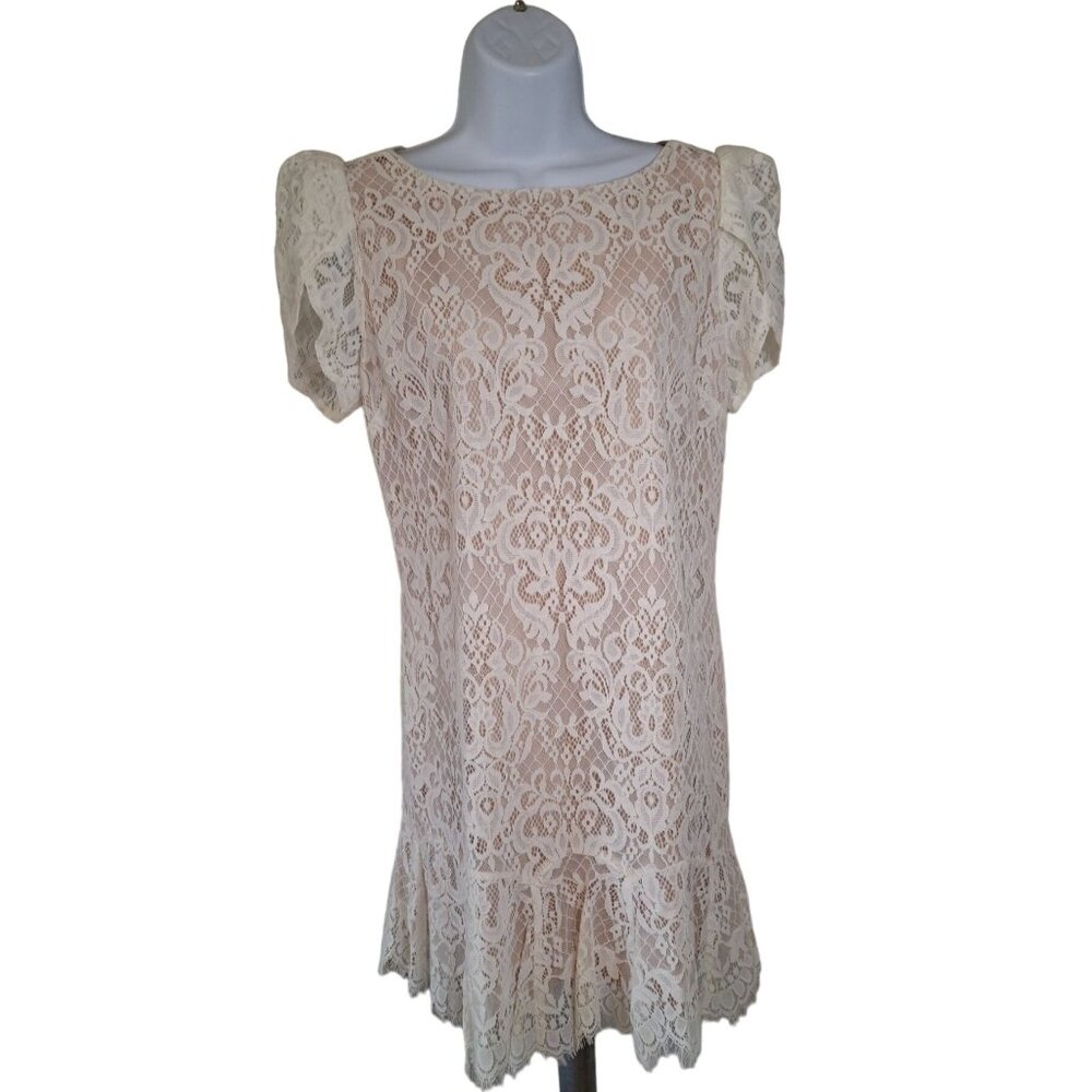 BB Dakota Womens Lace Mini Dress Cream size 6 Peplum Hem Short Sleeve Fairycore